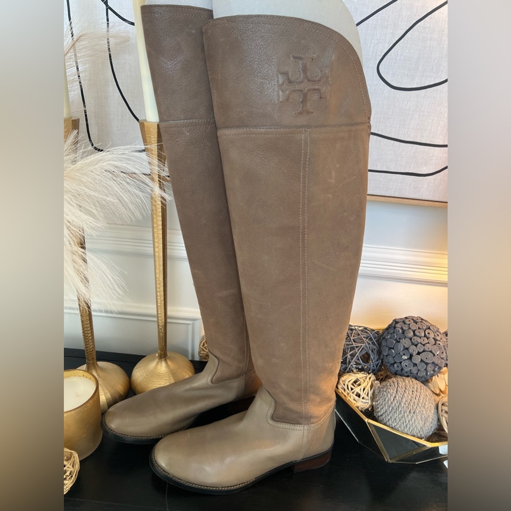 Tory Burch Embossed Emblem Over the Knee Riding boots Gray/brown leather size 9